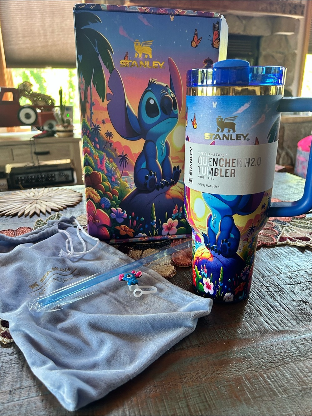 NEW Stanley Sunset Stitch 40 oz Tumbler Decorative box, straw topper& bag